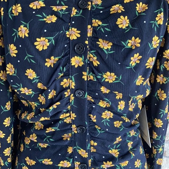 Lost & Wander Outpost Mini black sunflower dress button down long sleeve ruching - Picture 5 of 16